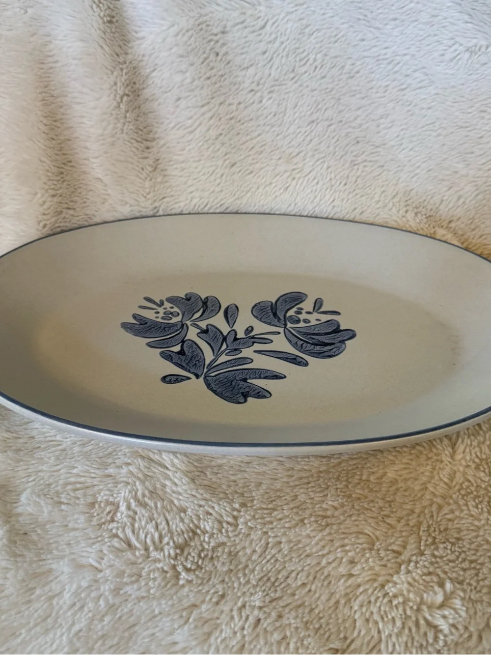 Pfaltzgraff Yorktowne #16 Oval 14” Serving Dish Platter Vintage
